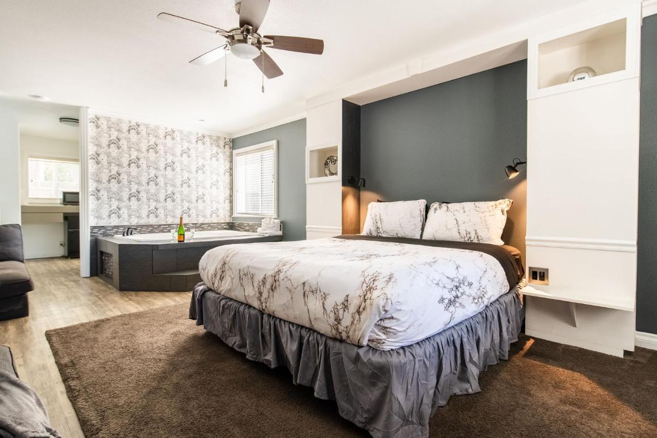 Big Bear Spa Suites بيغ بير لاكي، سان بيرناردينو، كاليفورنيا المظهر الخارجي الصورة